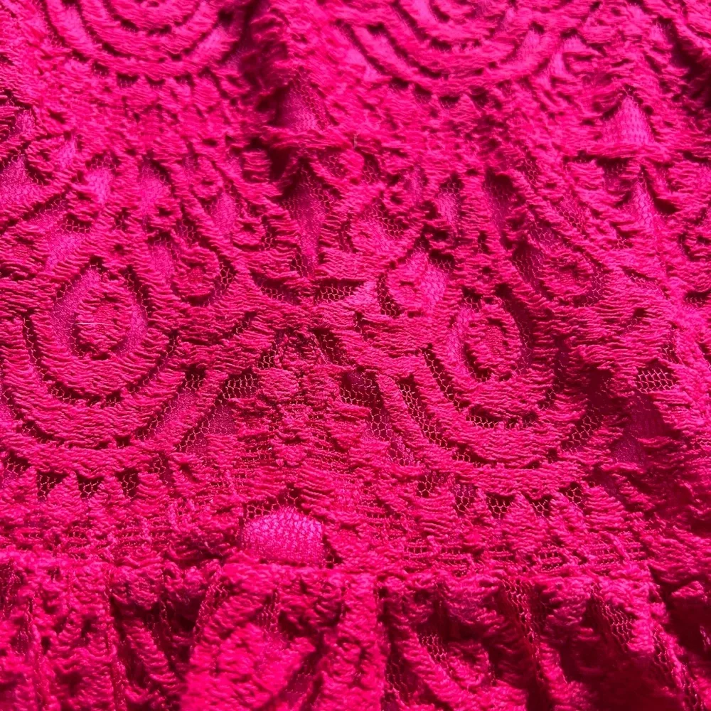 Genuine Kids by Oshkosh Toddler Girl Bright Pink Lace Peplum Top Size 3t - Picture 2 of 4